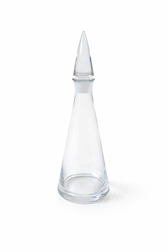 Kristāla koniska karafe